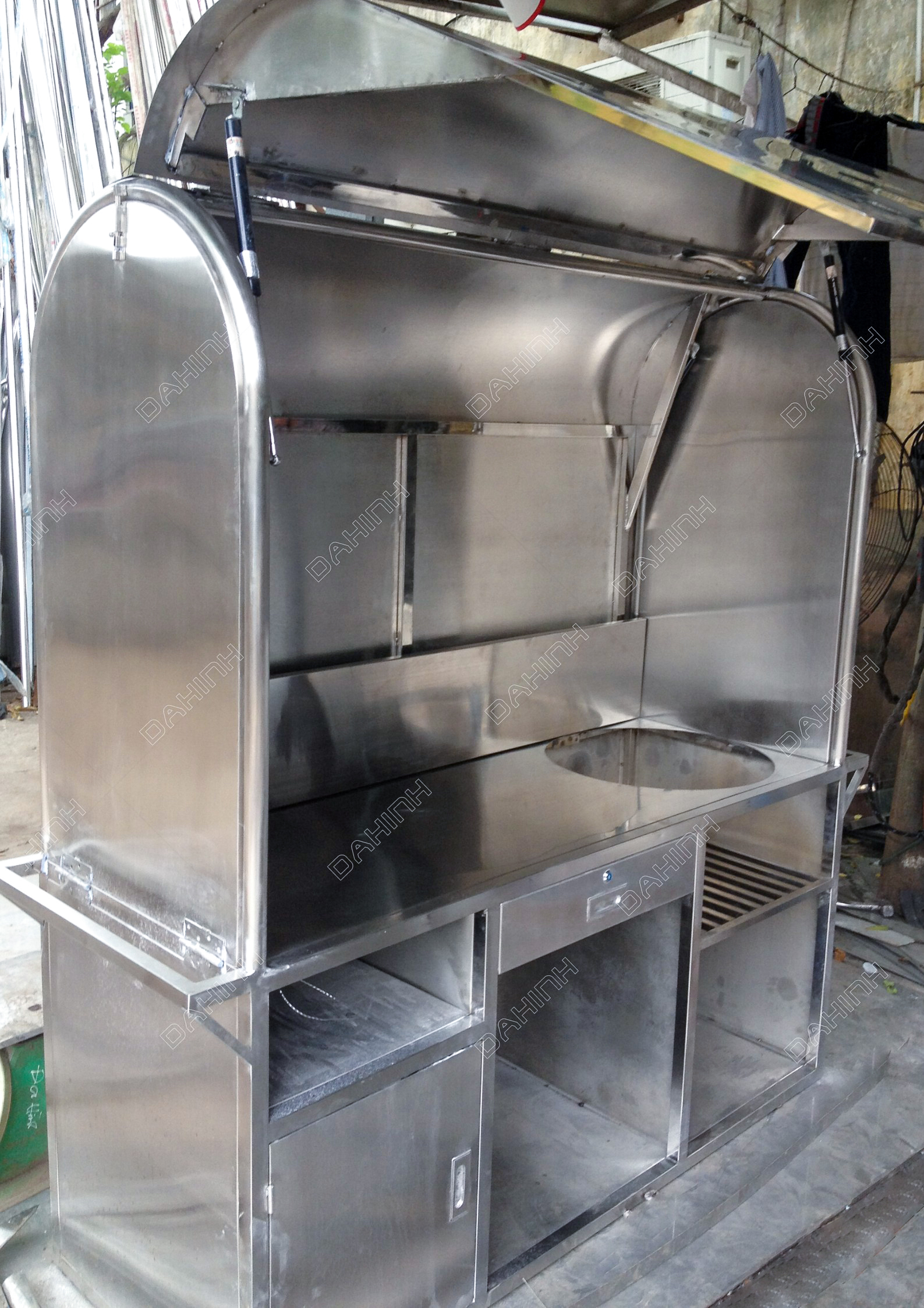 Mẫu tủ bán hàng đẹp 3 tủ bán hàng