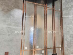 vách kính ngăn phòng