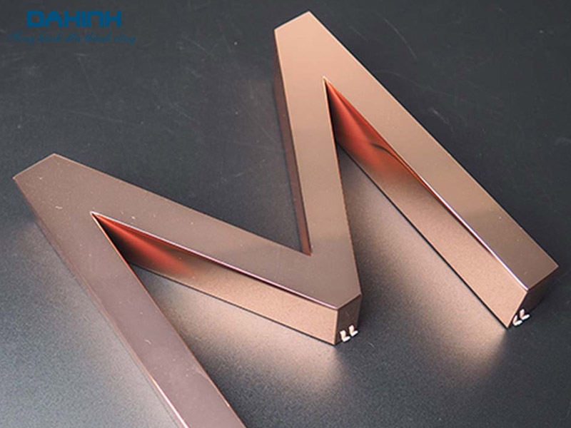 Inox màu trang trí là gì? Inox màu hồng, inox gương đen, inox màu trà 44 inox mau 33