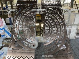 cửa cổng cnc