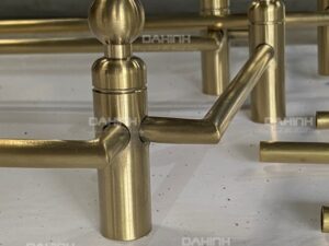 trụ cầu thang inox