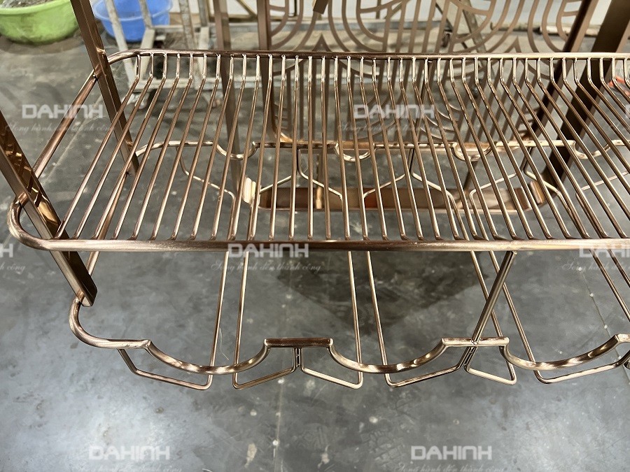 Giá treo ly rượu vang Giá treo ly rượu vang