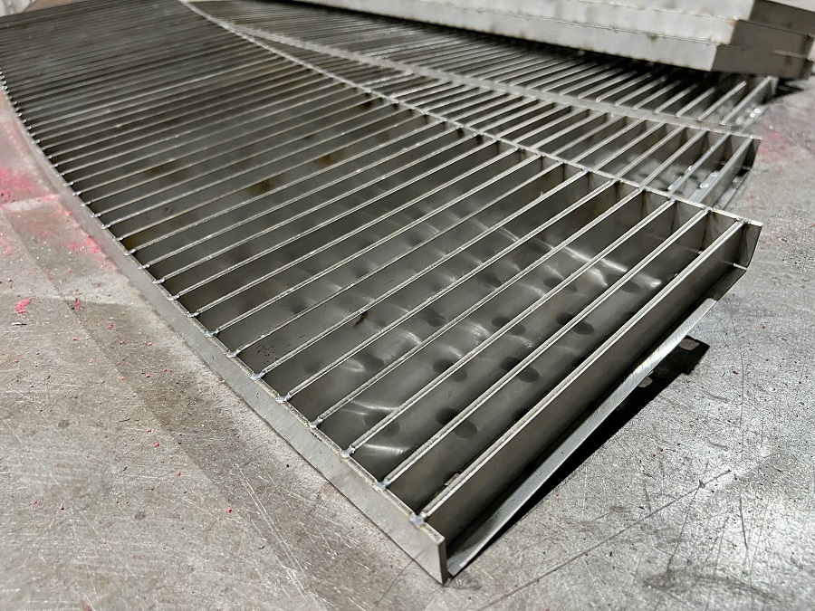 Tấm grating inox 304 13 grating