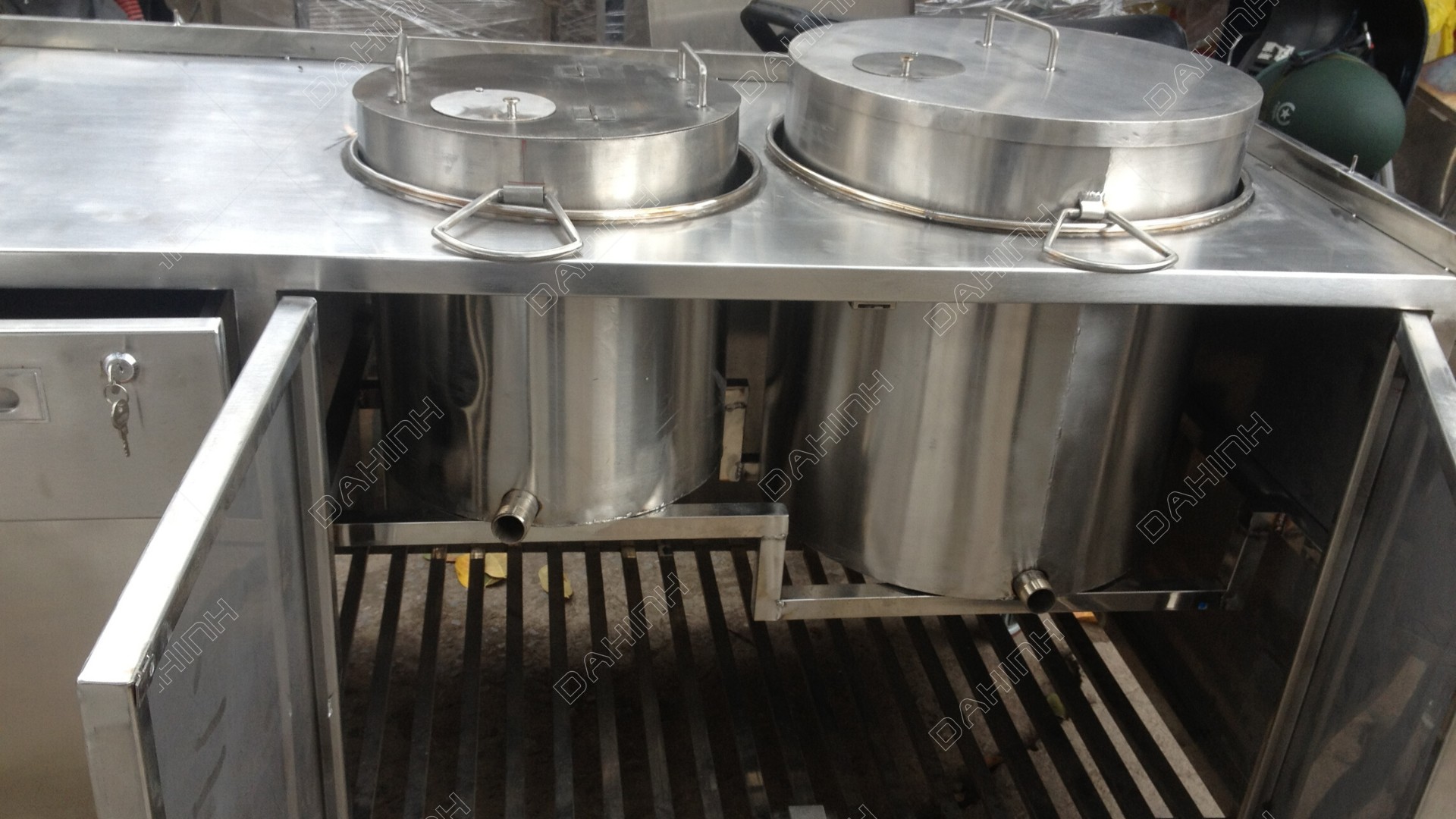 Đa Hình gia công thiết bị bếp công nghiệp cho công ty Trường Thịnh 7 Gia cong 2402 46