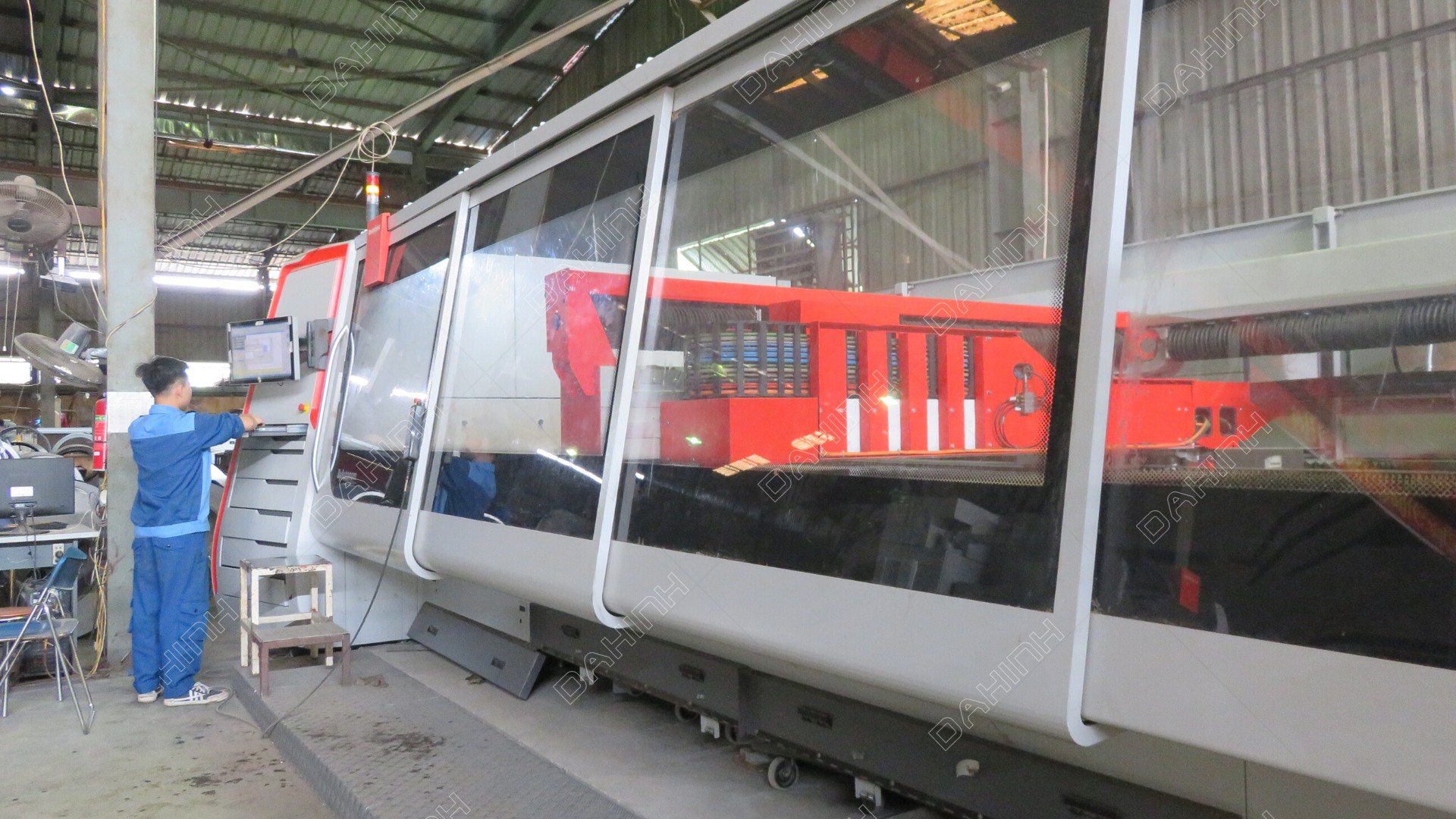 Đa Hình gia công tấm ốp cổng chào bệnh viện Đại Học Phenikaa 18 Thiet ke khong ten 2020 02 10T151010.666